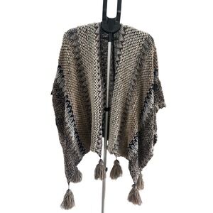 Handmade Boho Textured Knit Poncho Fringe Tassels Geometric Pattern Neutral